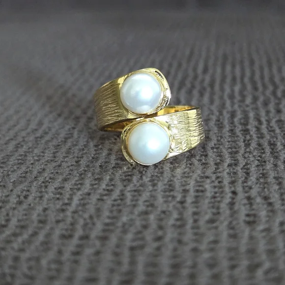 Shivam Freshwater Pearl Bypass Ring💍 - NWT - Picture 12 of 16